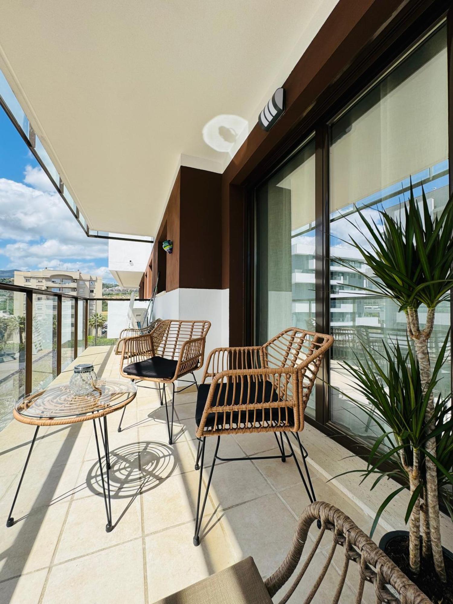 Parking Privado! Sol Y Mar Tu Hogar En La Costa Apartment Estepona Exterior photo